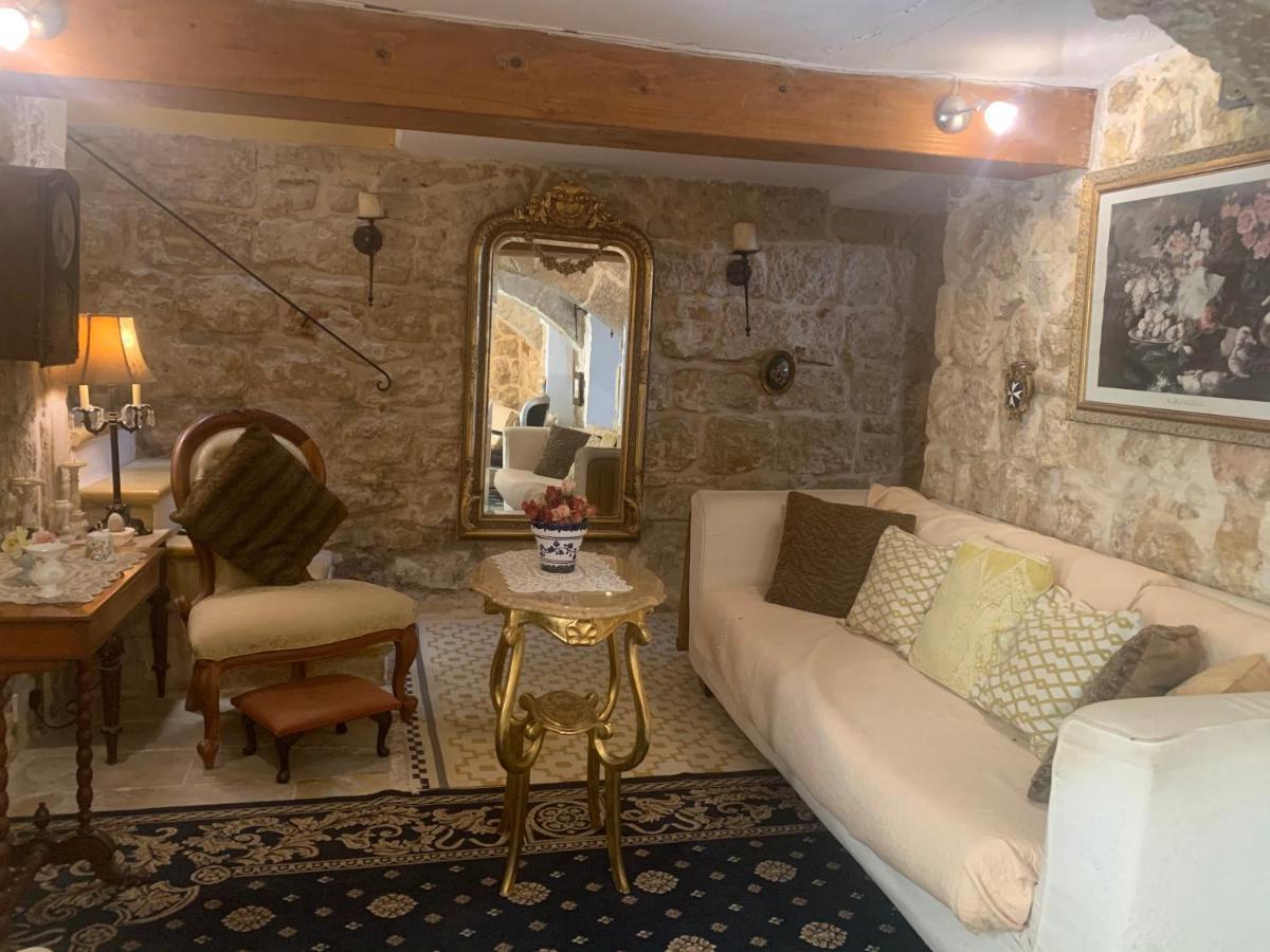 Knights In Malta Bed and Breakfast Naxxar Exterior foto